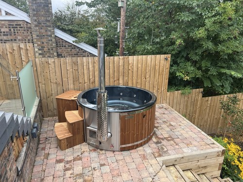 Wood fired hot tub - 2.0m,