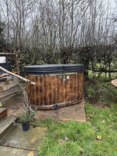 Seater wood fired - ,